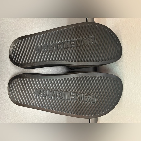 Authentic Balenciaga Slides - Picture 3 of 3